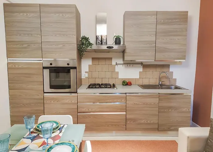 Casa Chiara In Centro Con Corte Privata Lejlighed San Benedetto del Tronto