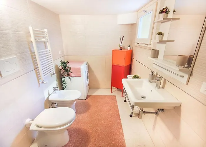 Casa Chiara In Centro Con Corte Privata San Benedetto del Tronto