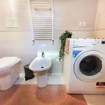 Casa Chiara In Centro Con Corte Privata Διαμέρισμα *