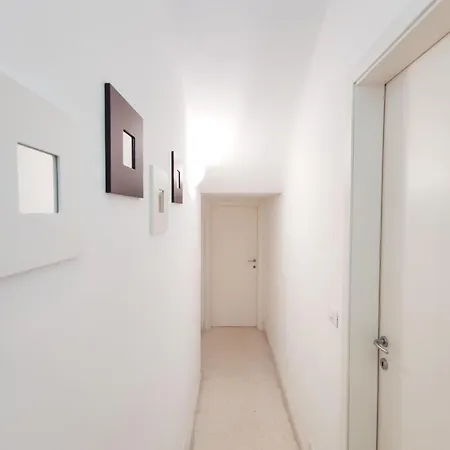 Casa Chiara In Centro Con Corte Privata * San Benedetto del Tronto