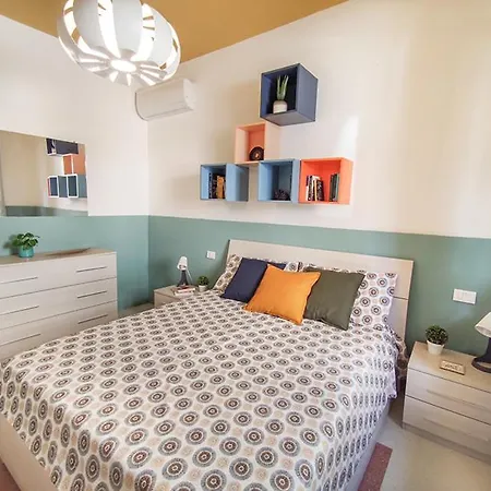 Casa Chiara In Centro Con Corte Privata *